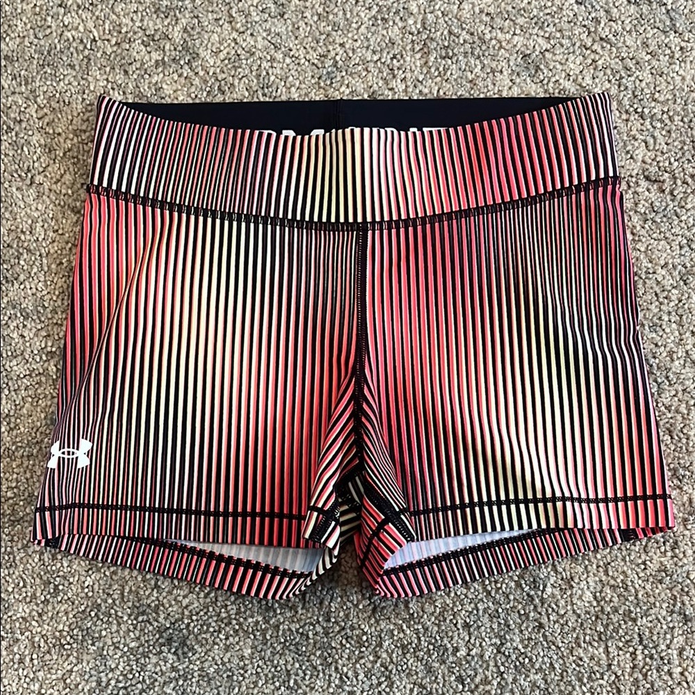 Under Armour Striped Patterned Spandex Shorts Size: M